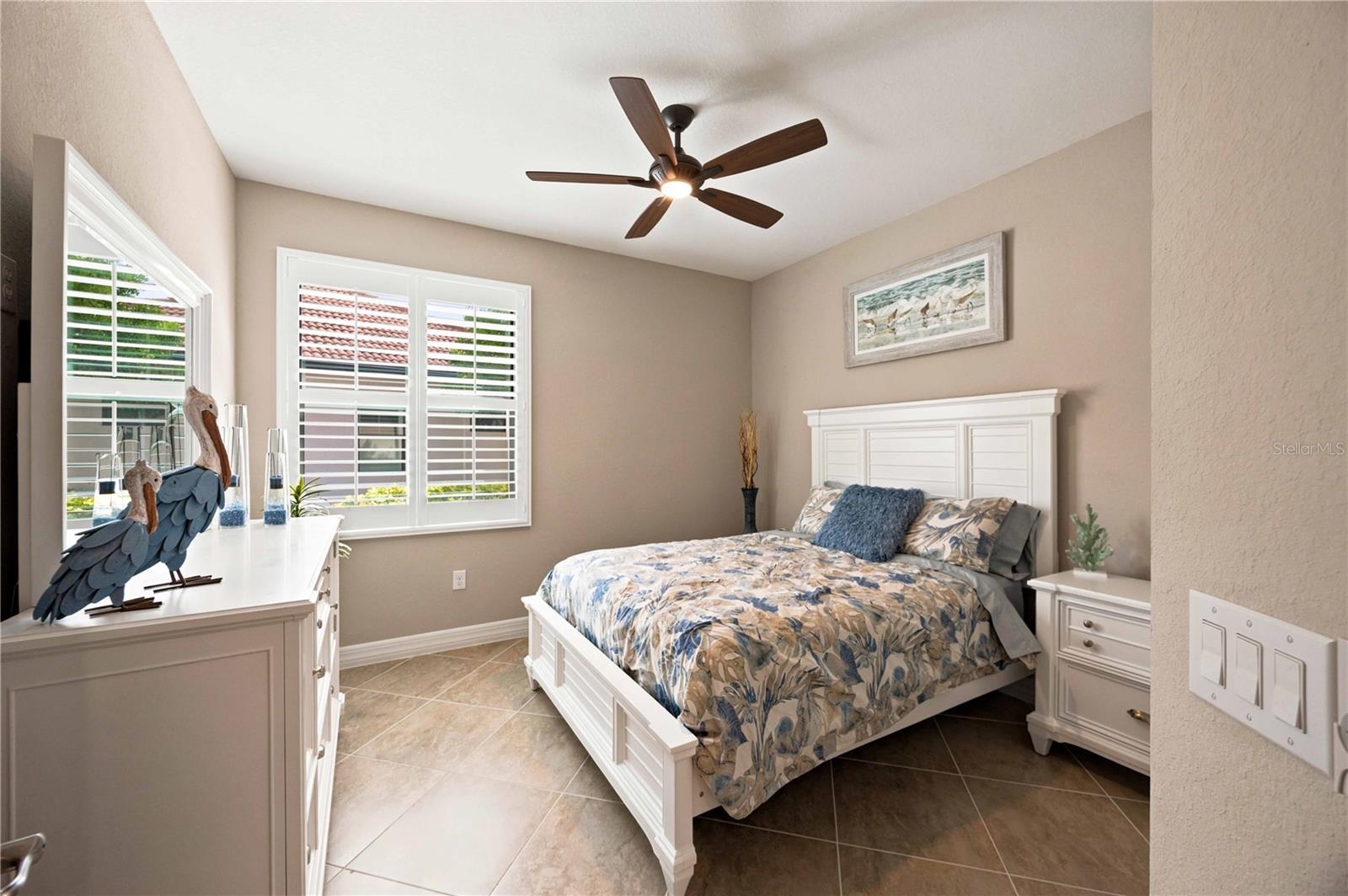 23535 WAVERLY CIR — photo 28
