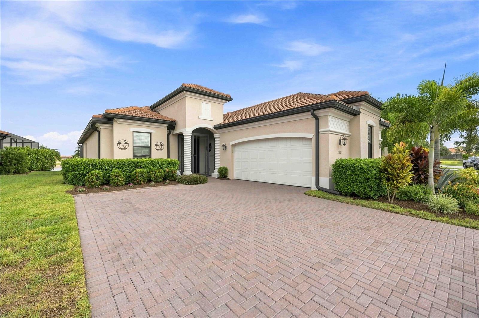 23535 WAVERLY CIR — photo 3