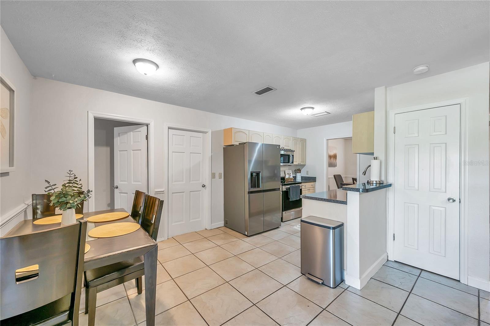 7405 WILLIAMS RD — photo 27