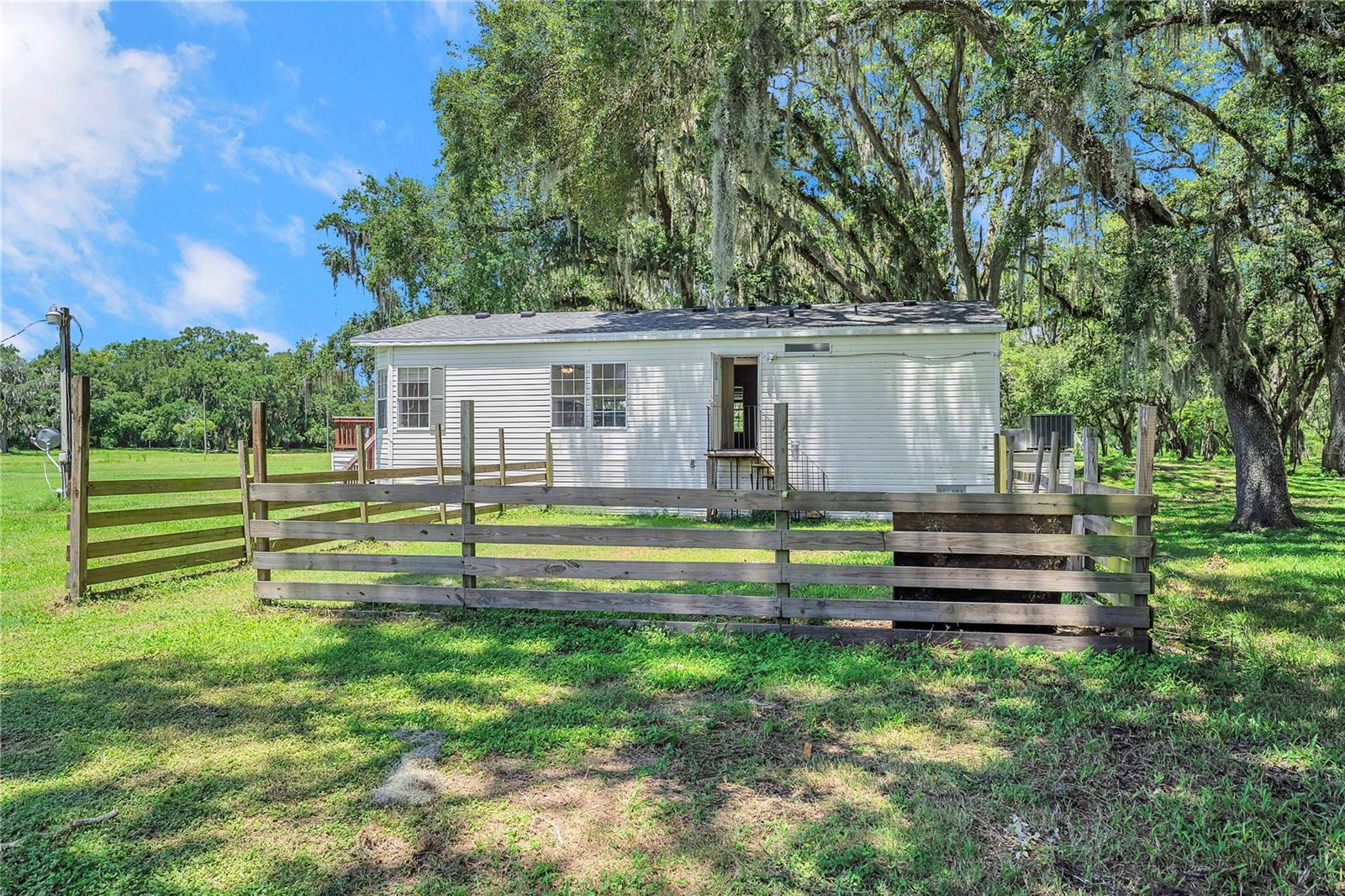 7405 WILLIAMS RD — photo 57