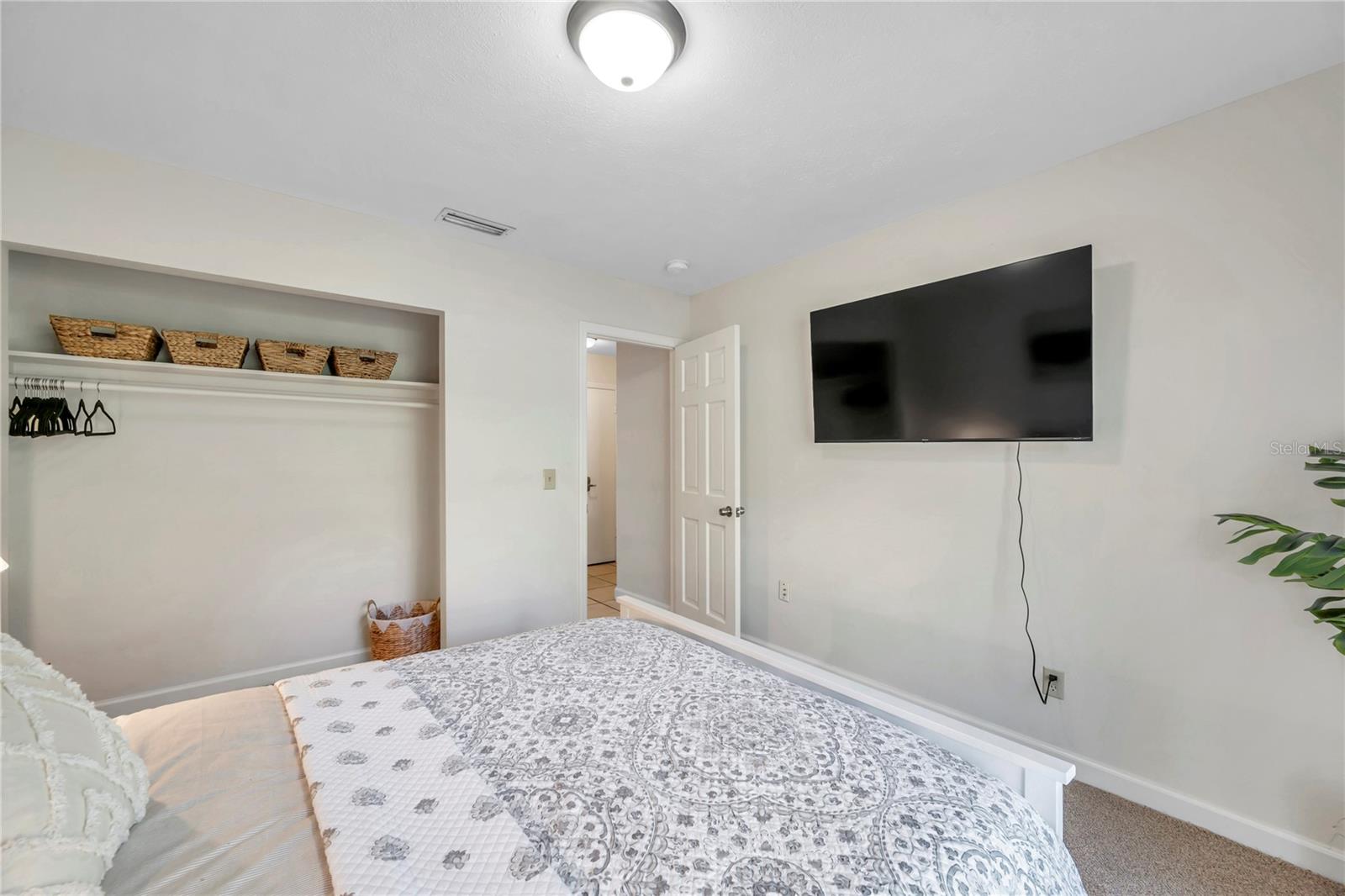 7405 WILLIAMS RD — photo 50