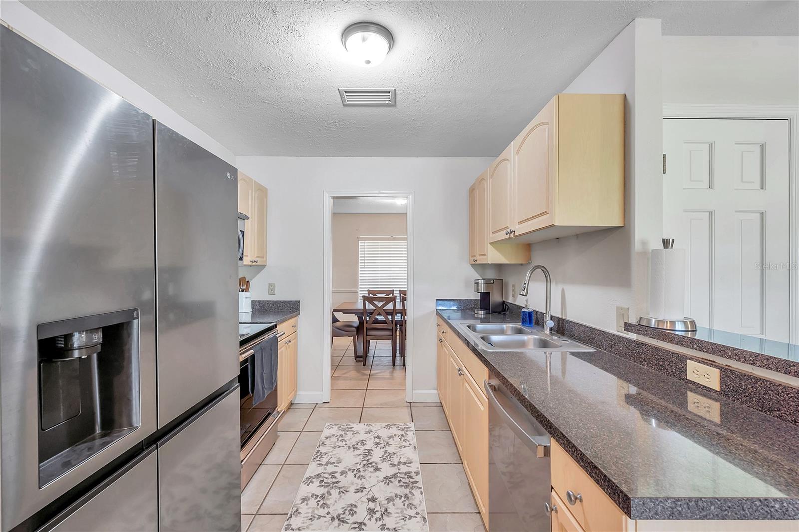 7405 WILLIAMS RD — photo 23