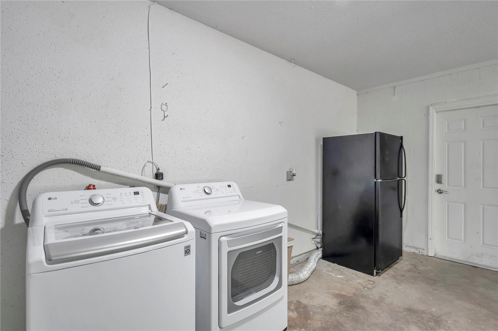 7405 WILLIAMS RD — photo 55