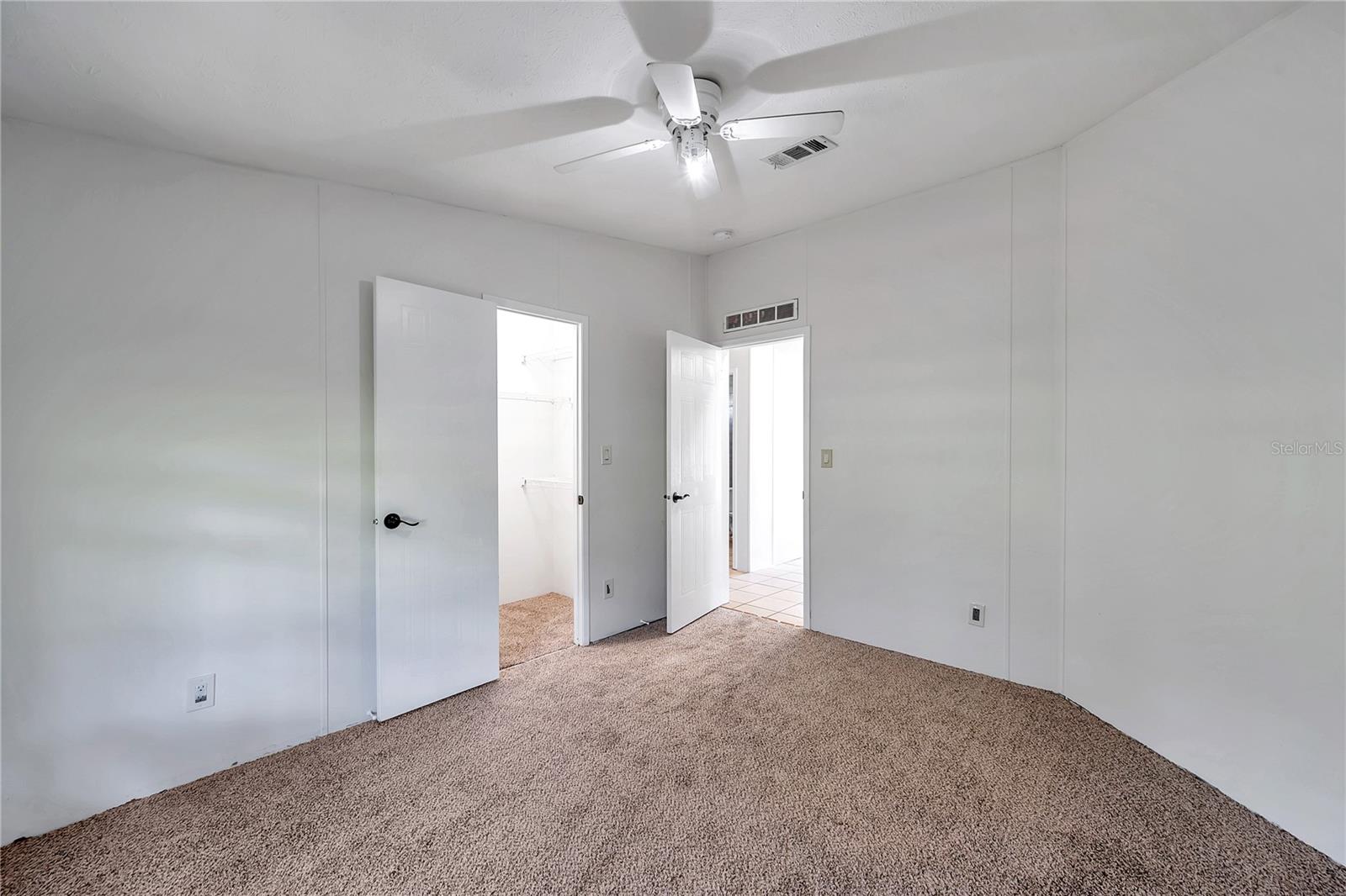 7405 WILLIAMS RD — photo 77