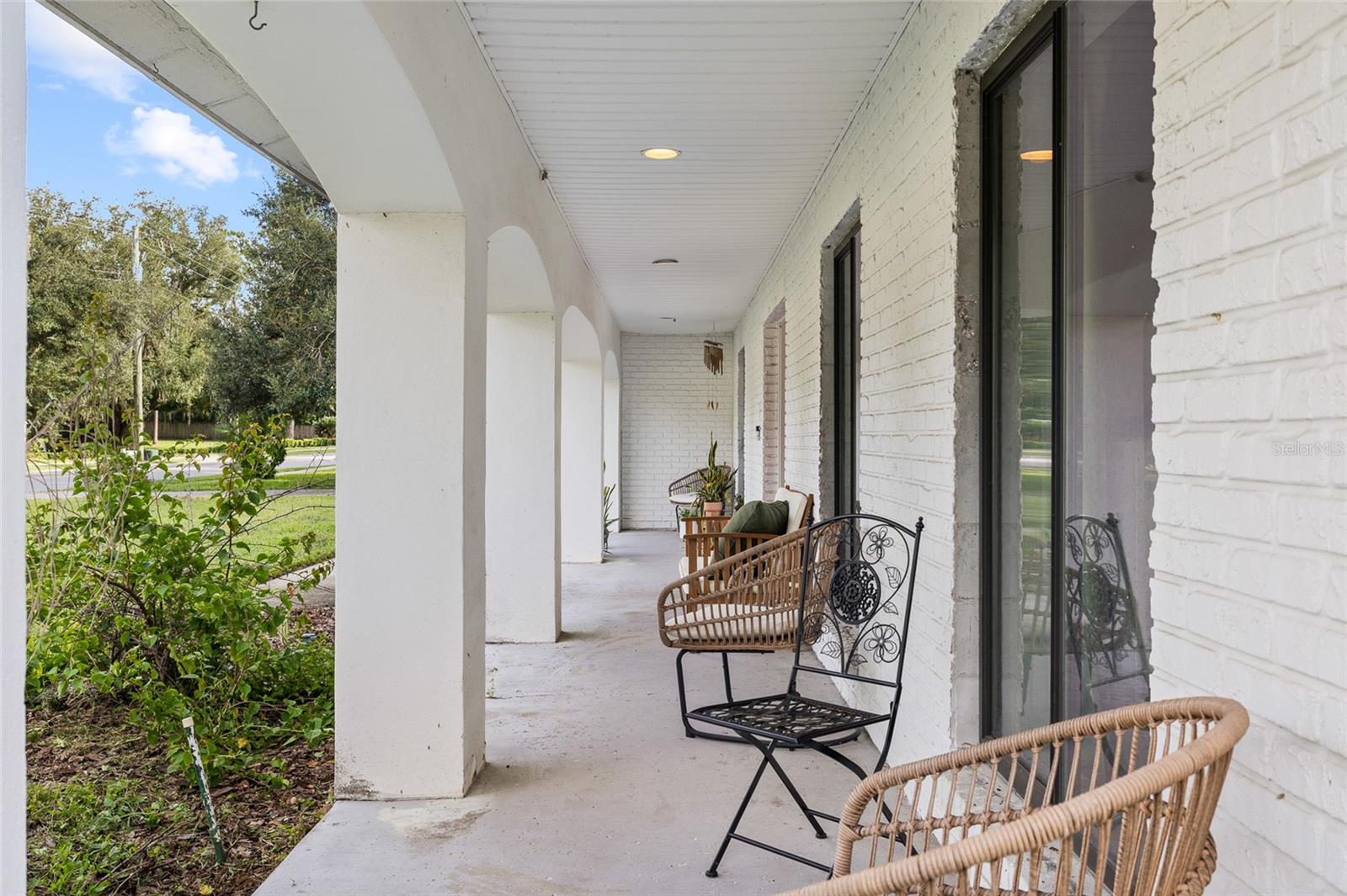 10908 GILLETTE AVE — photo 3