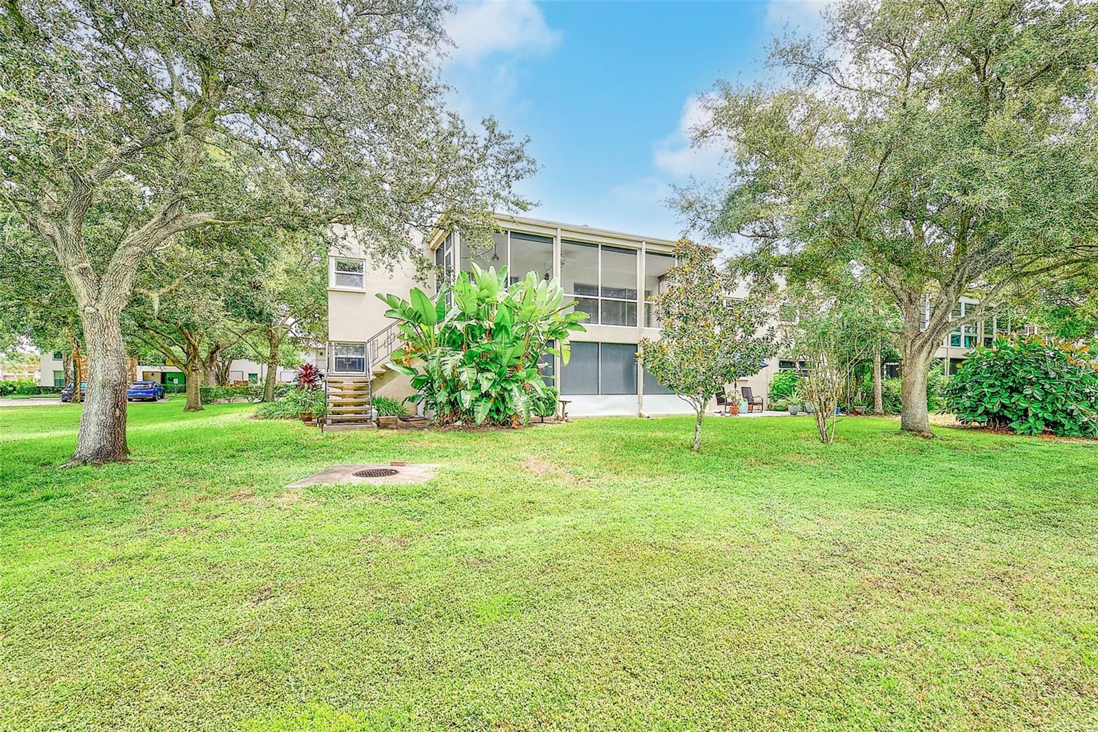 25 COUNTRY CLUB DR — photo 34