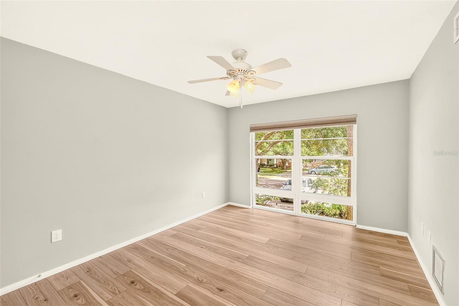 25 COUNTRY CLUB DR — photo 20