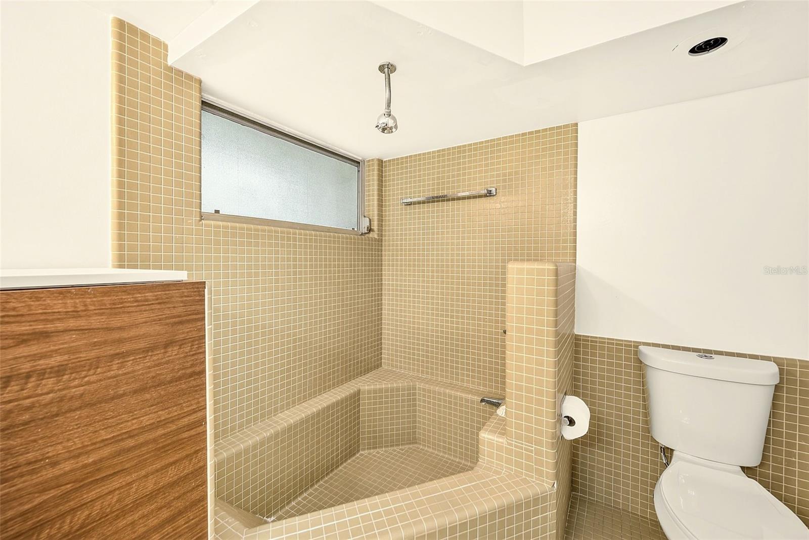 25 COUNTRY CLUB DR — photo 30