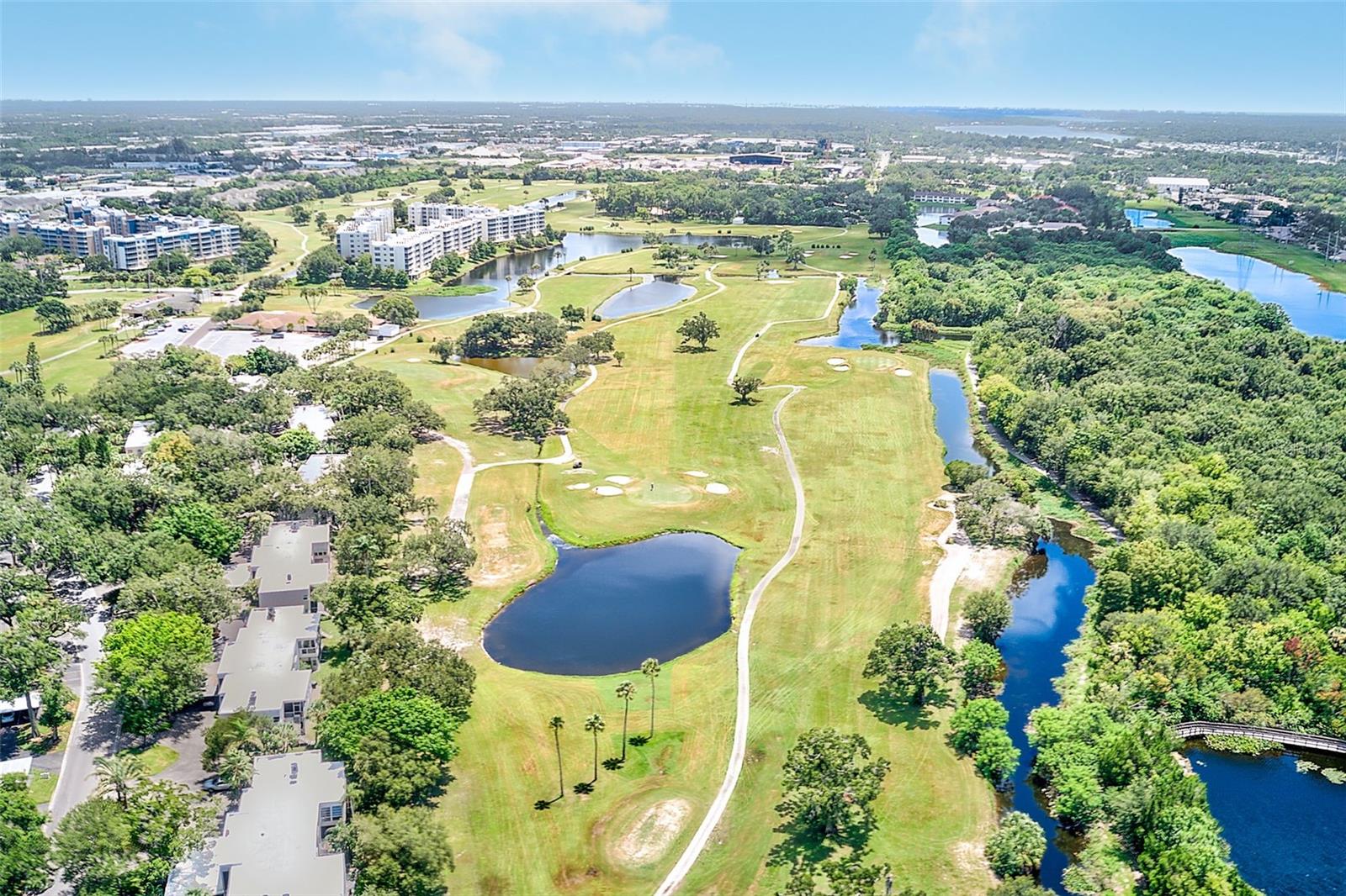 25 COUNTRY CLUB DR — photo 40