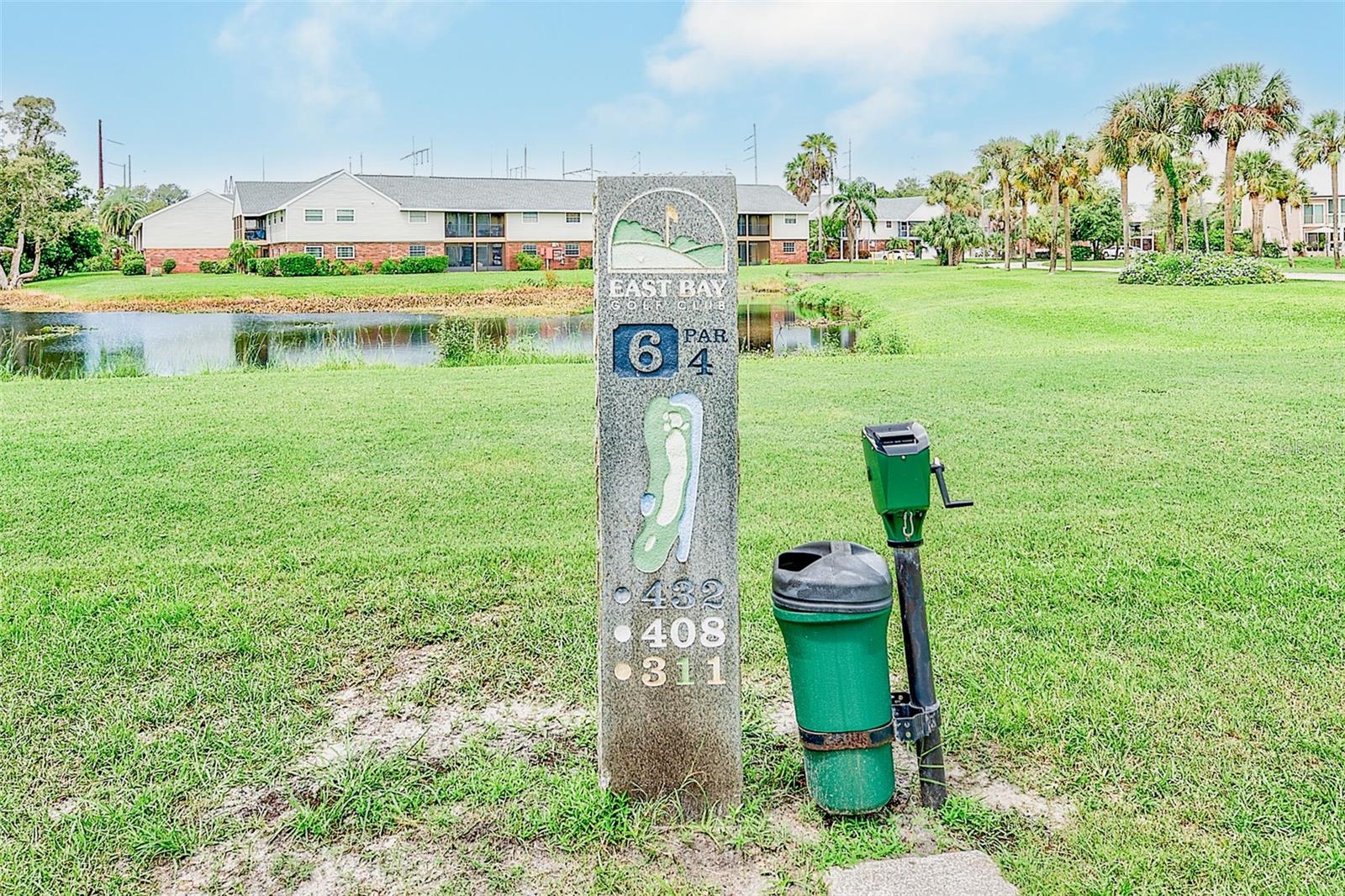 25 COUNTRY CLUB DR — photo 42