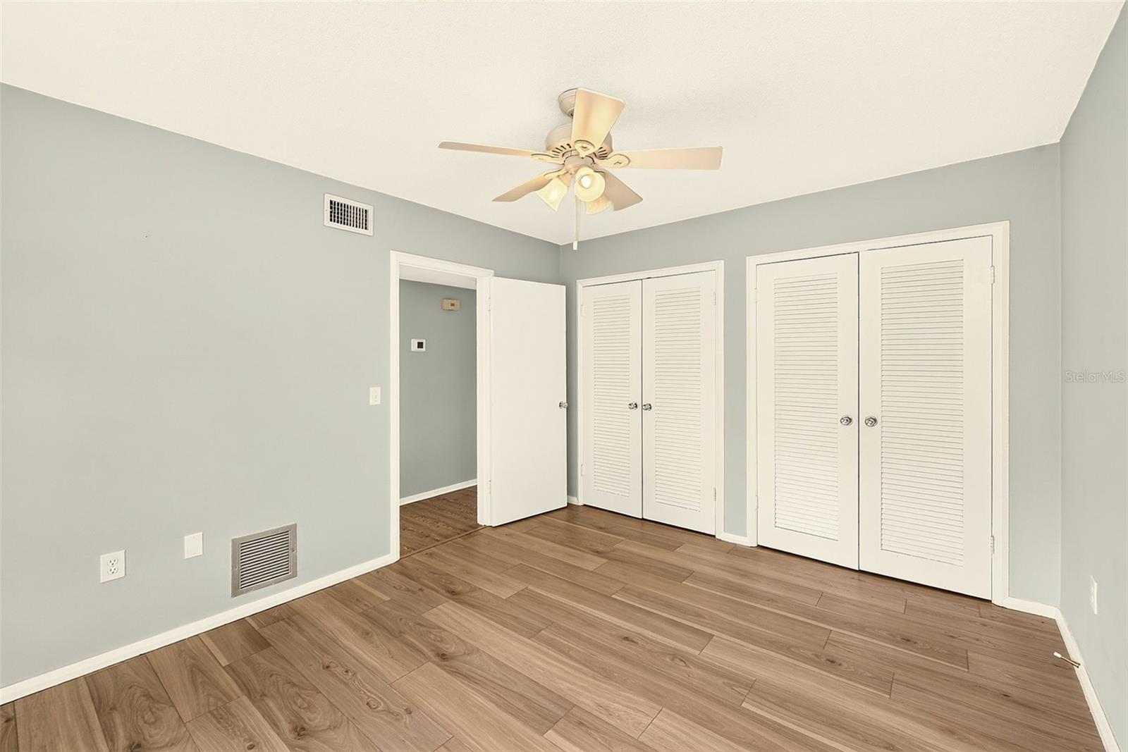 25 COUNTRY CLUB DR — photo 19