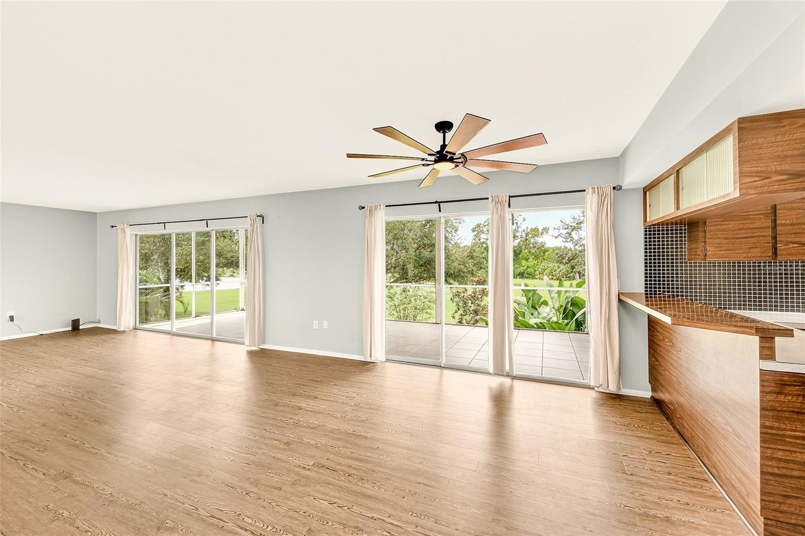 25 COUNTRY CLUB DR — photo 10