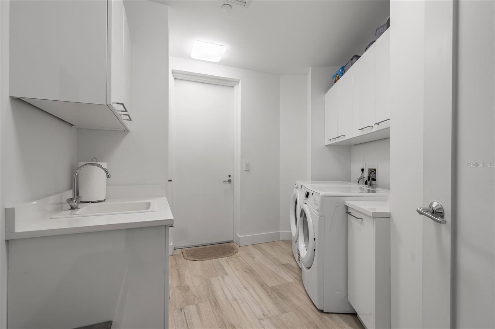 1155 N GULFSTREAM AVE #802 — photo 46