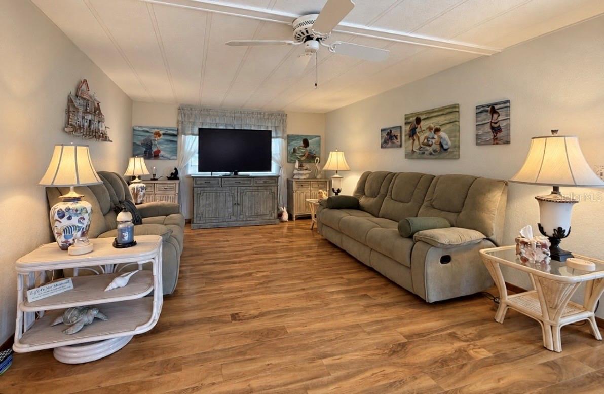 1100 BELCHER RD S #535 — photo 8