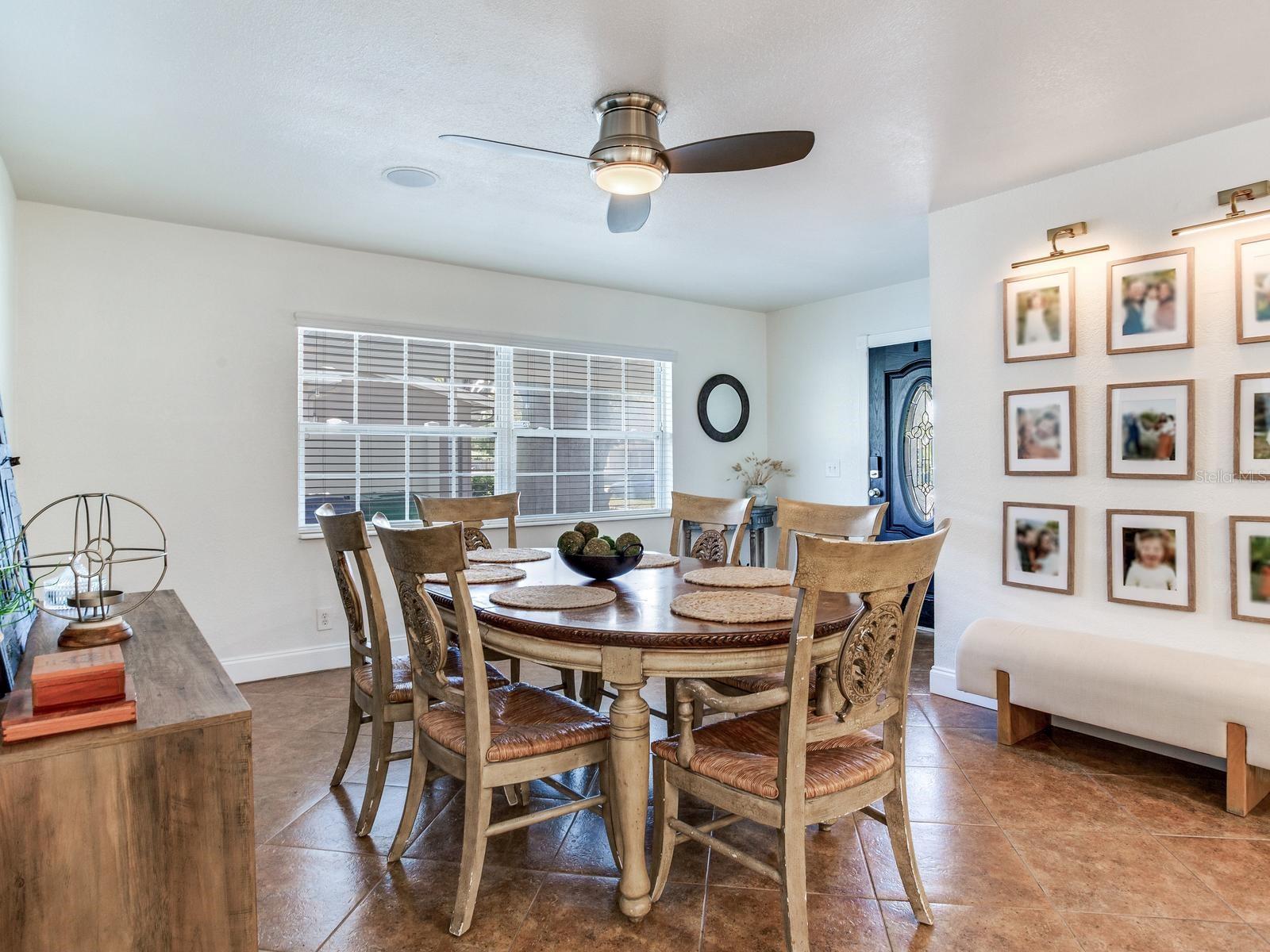 2911 W WINTHROP RD — photo 12