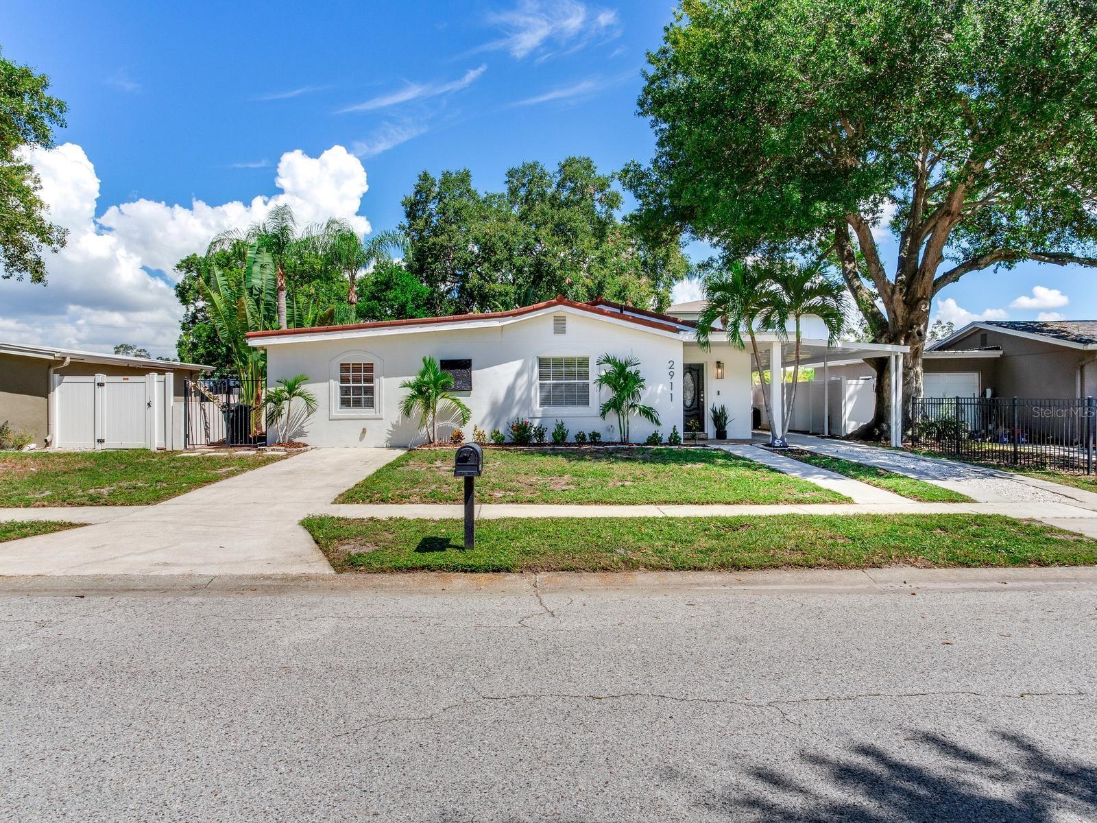 2911 W WINTHROP RD — photo 34