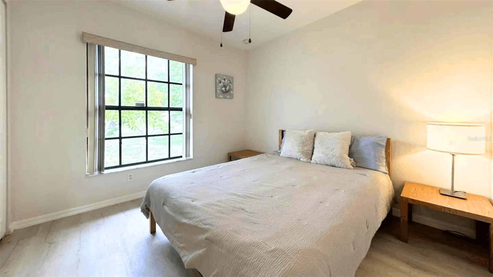 13248 HELM ST — photo 18