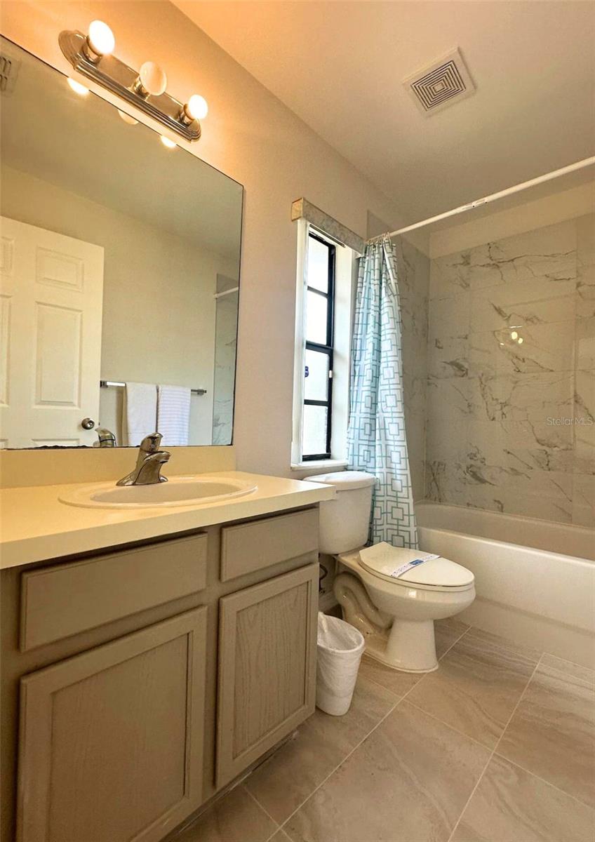 13248 HELM ST — photo 9