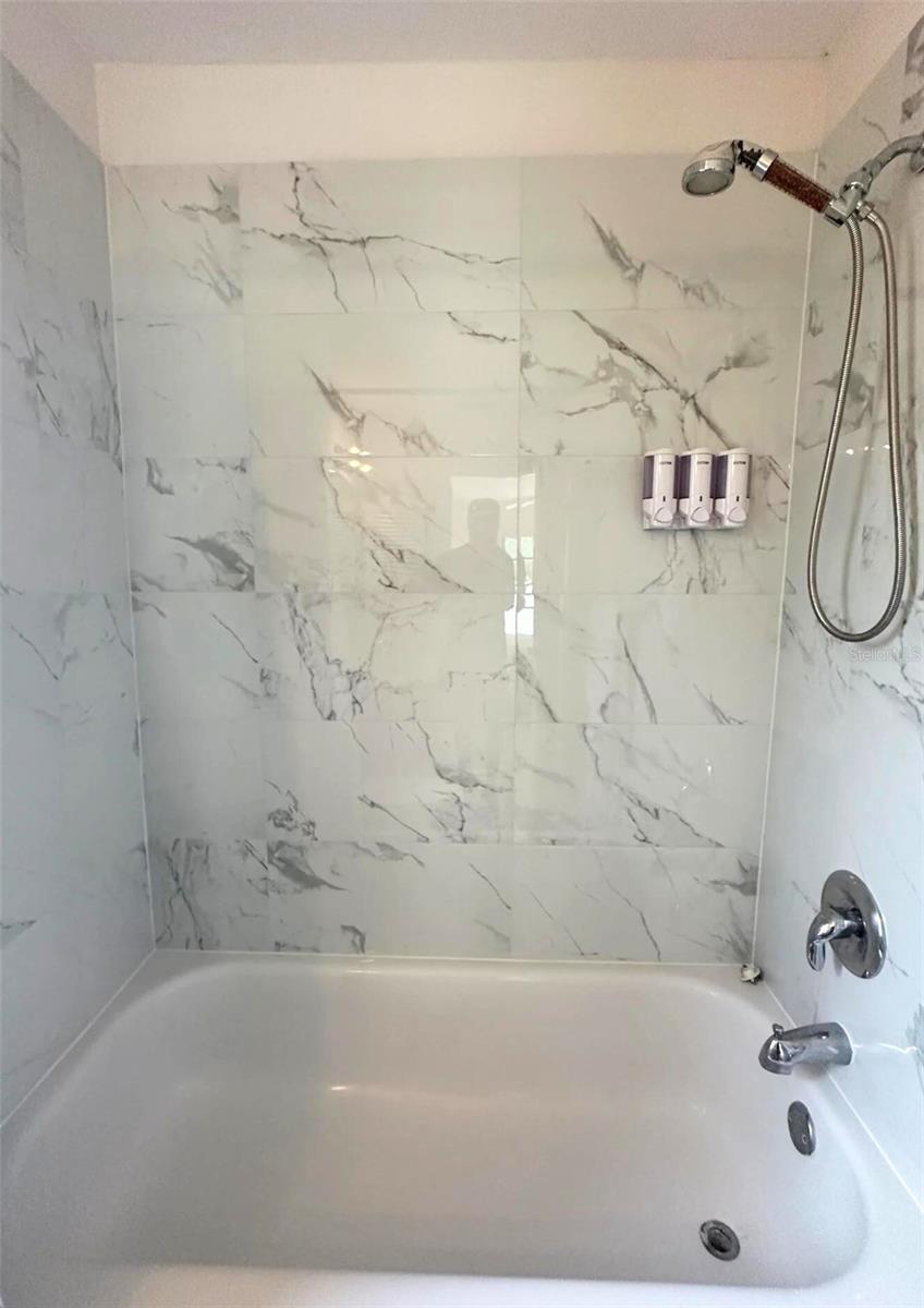 13248 HELM ST — photo 10