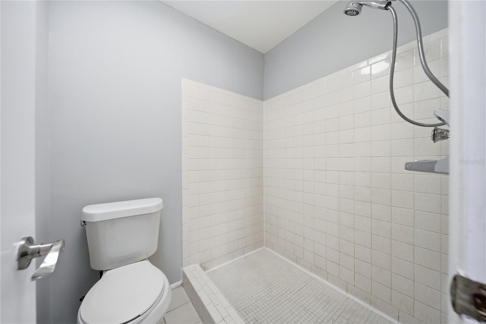 912 BYRON LN #5C — photo 26