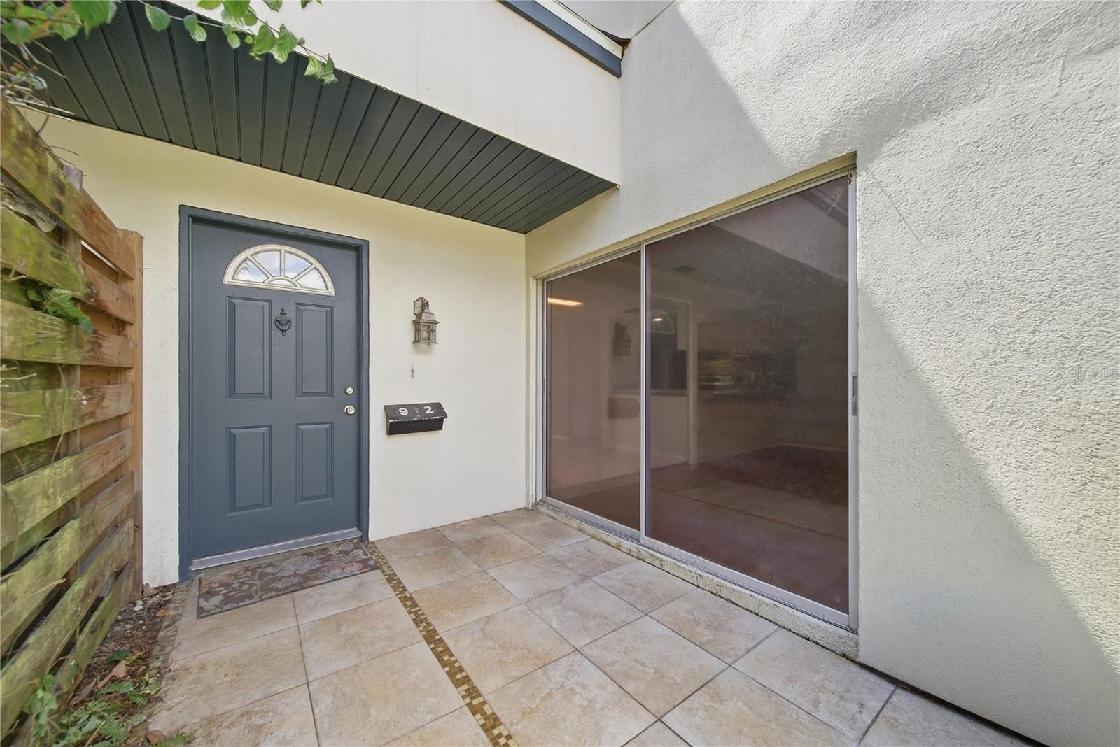 912 BYRON LN #5C — photo 4