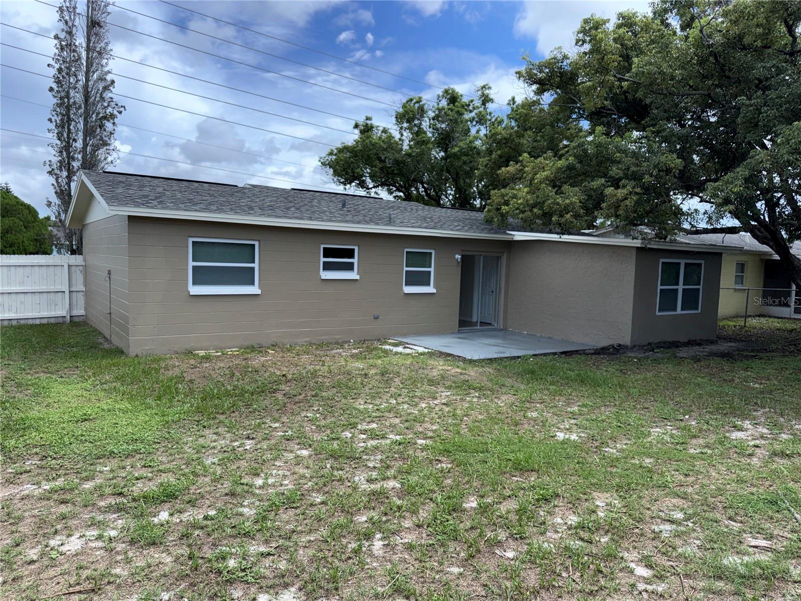 9637 MARLINTON LN — photo 11