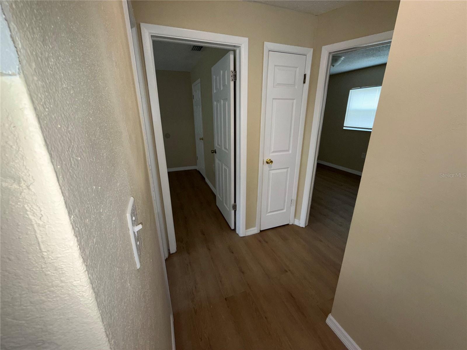 9637 MARLINTON LN — photo 24