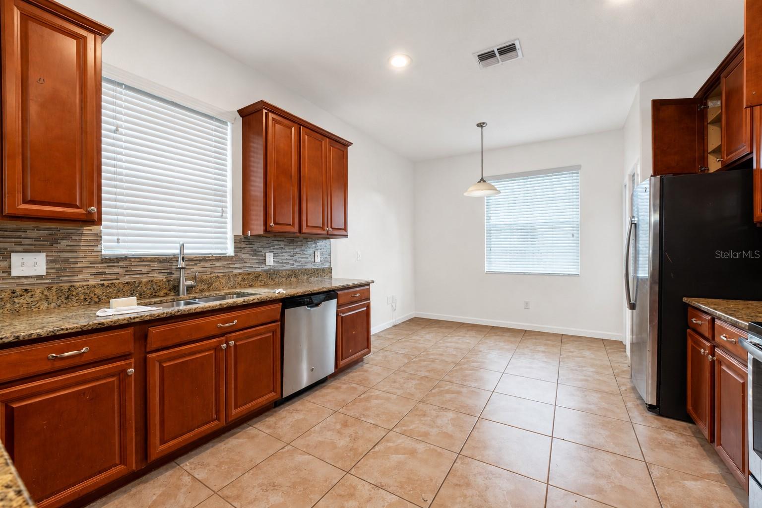 16716 MYRTLE SAND DR — photo 22