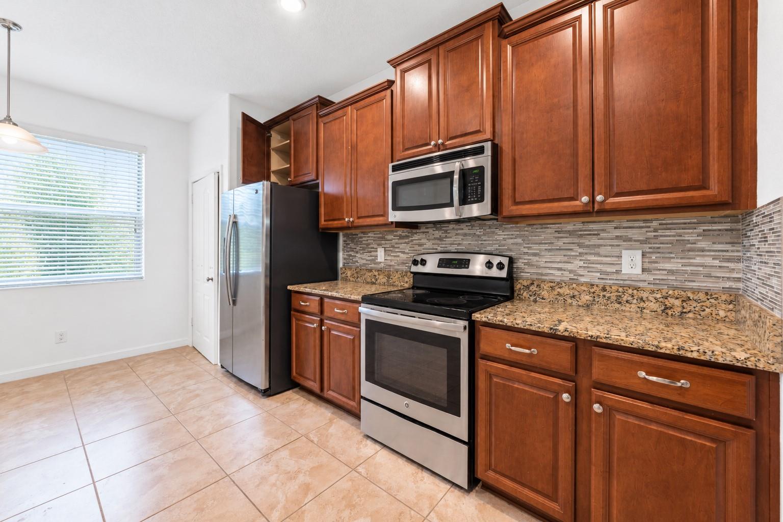 16716 MYRTLE SAND DR — photo 21