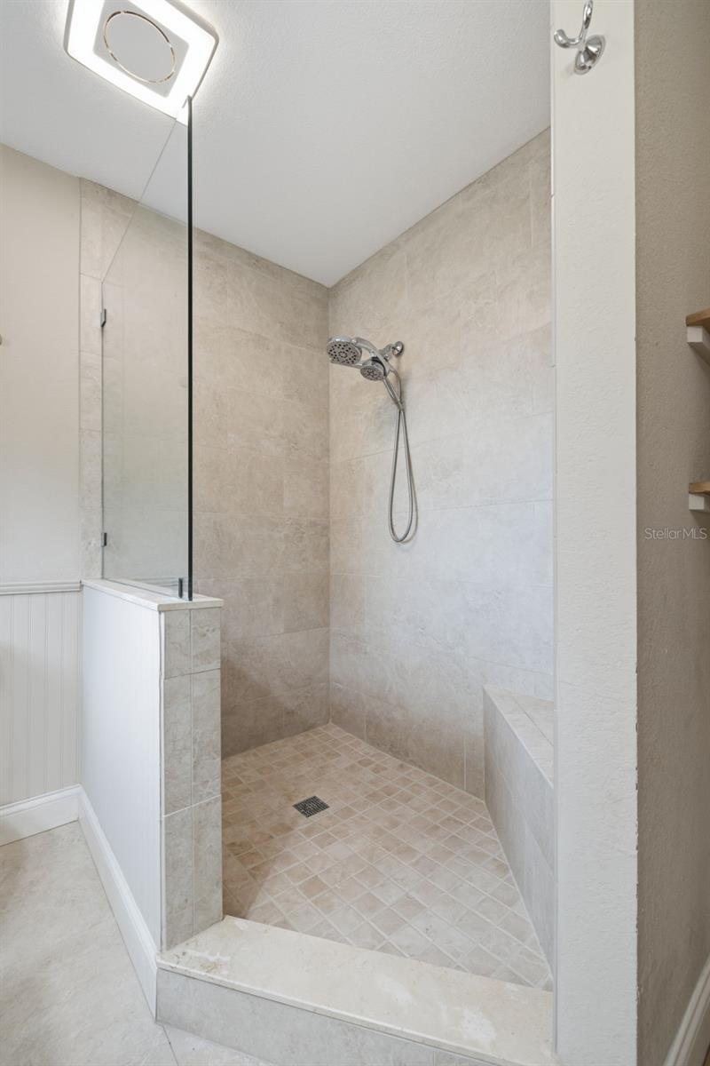 11714 N ROME AVE — photo 34