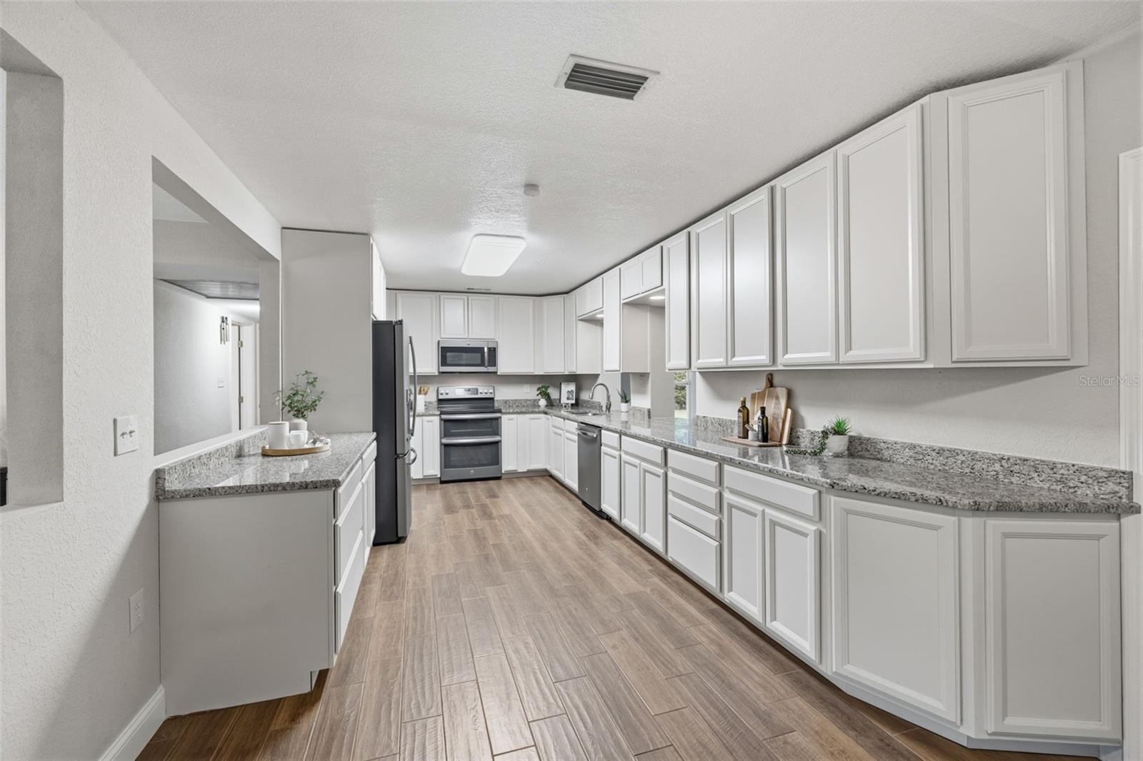 11714 N ROME AVE — photo 20