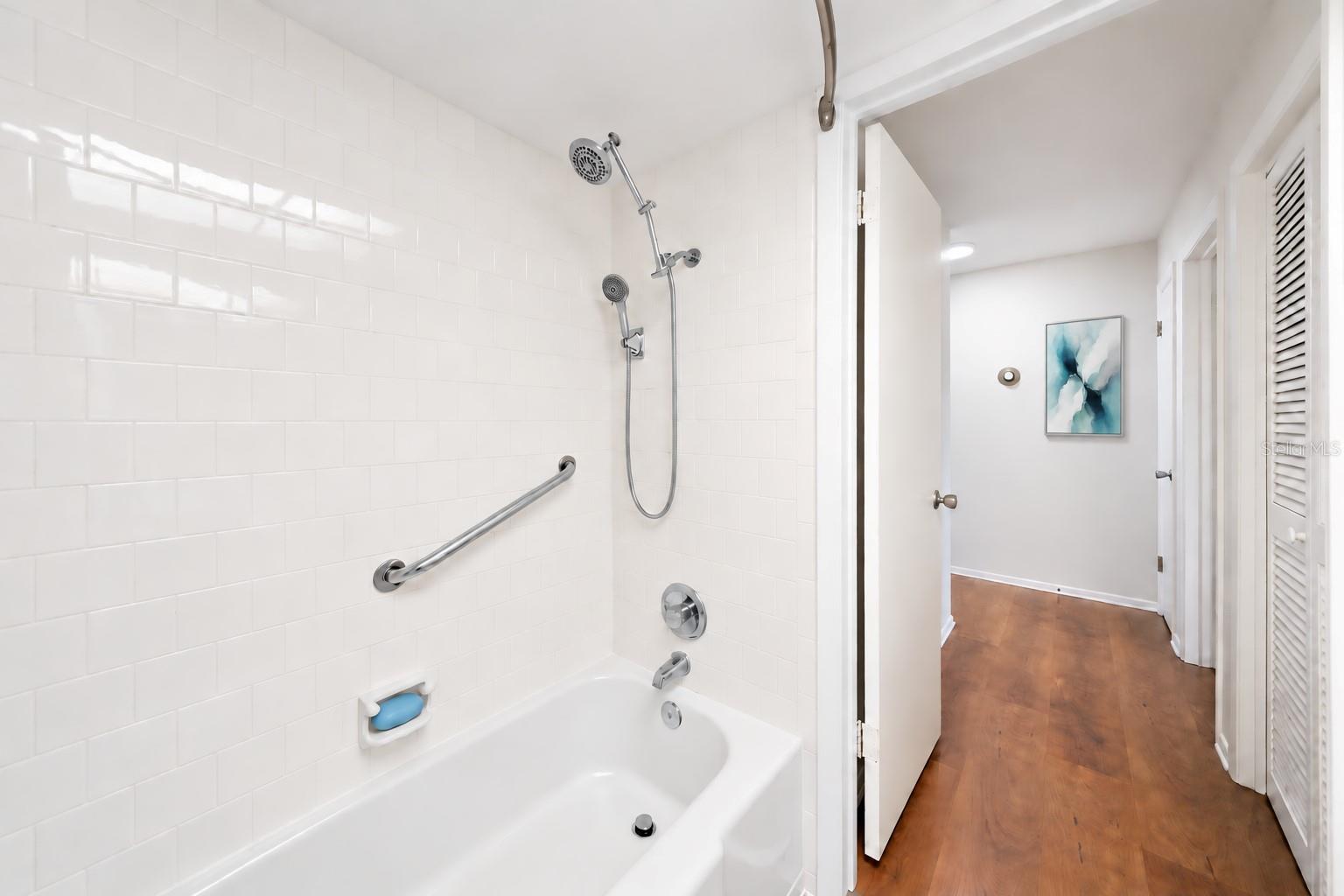 2507 BENEVA RD #6 — photo 18