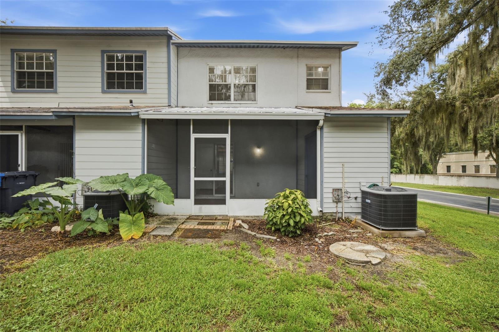 601 BAINBRIDGE DR — photo 19