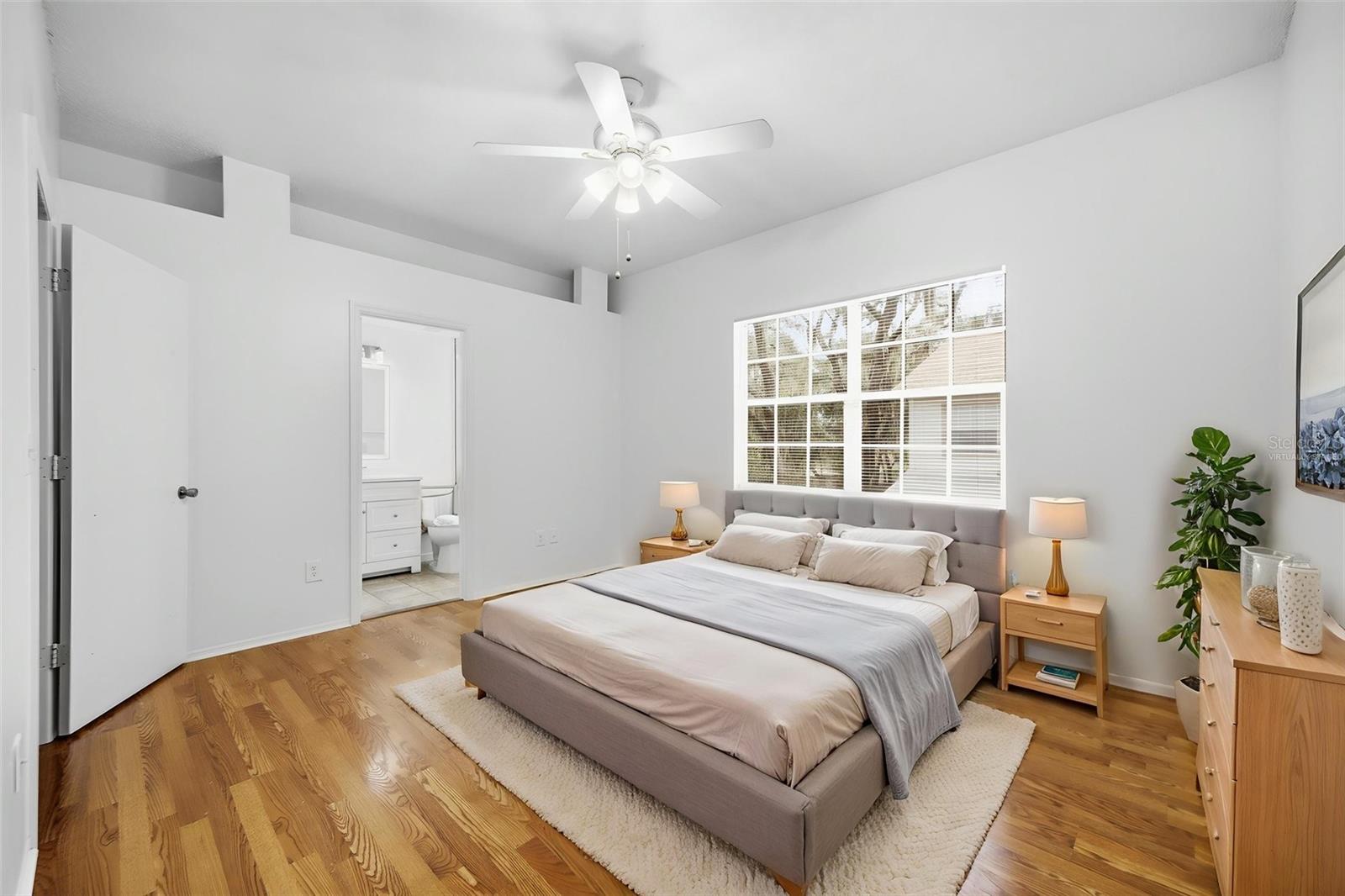 601 BAINBRIDGE DR — photo 13