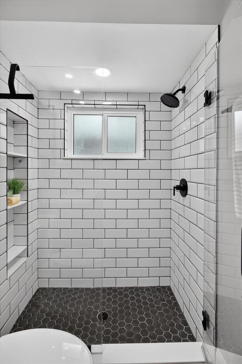 3350 HUNT CLUB DR — photo 20