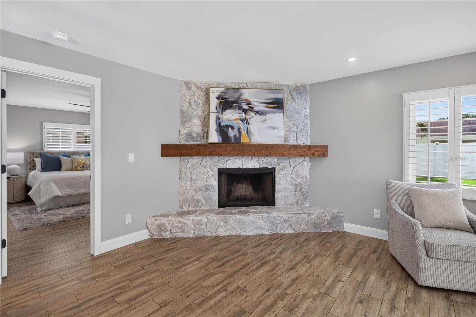 3350 HUNT CLUB DR — photo 76