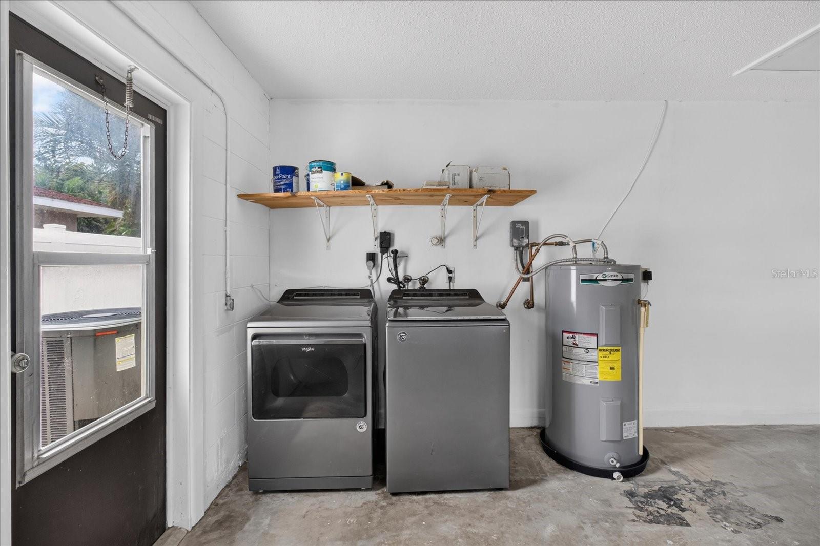 3350 HUNT CLUB DR — photo 32