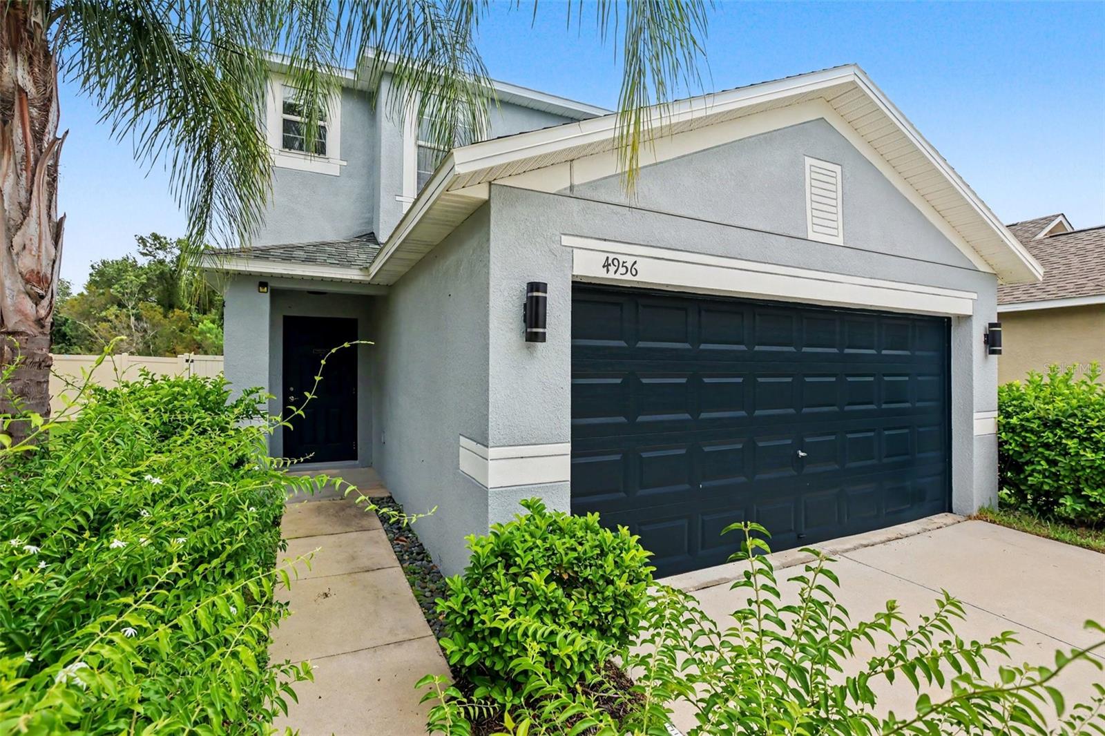 4956 REFLECTING POND CIR — photo 3