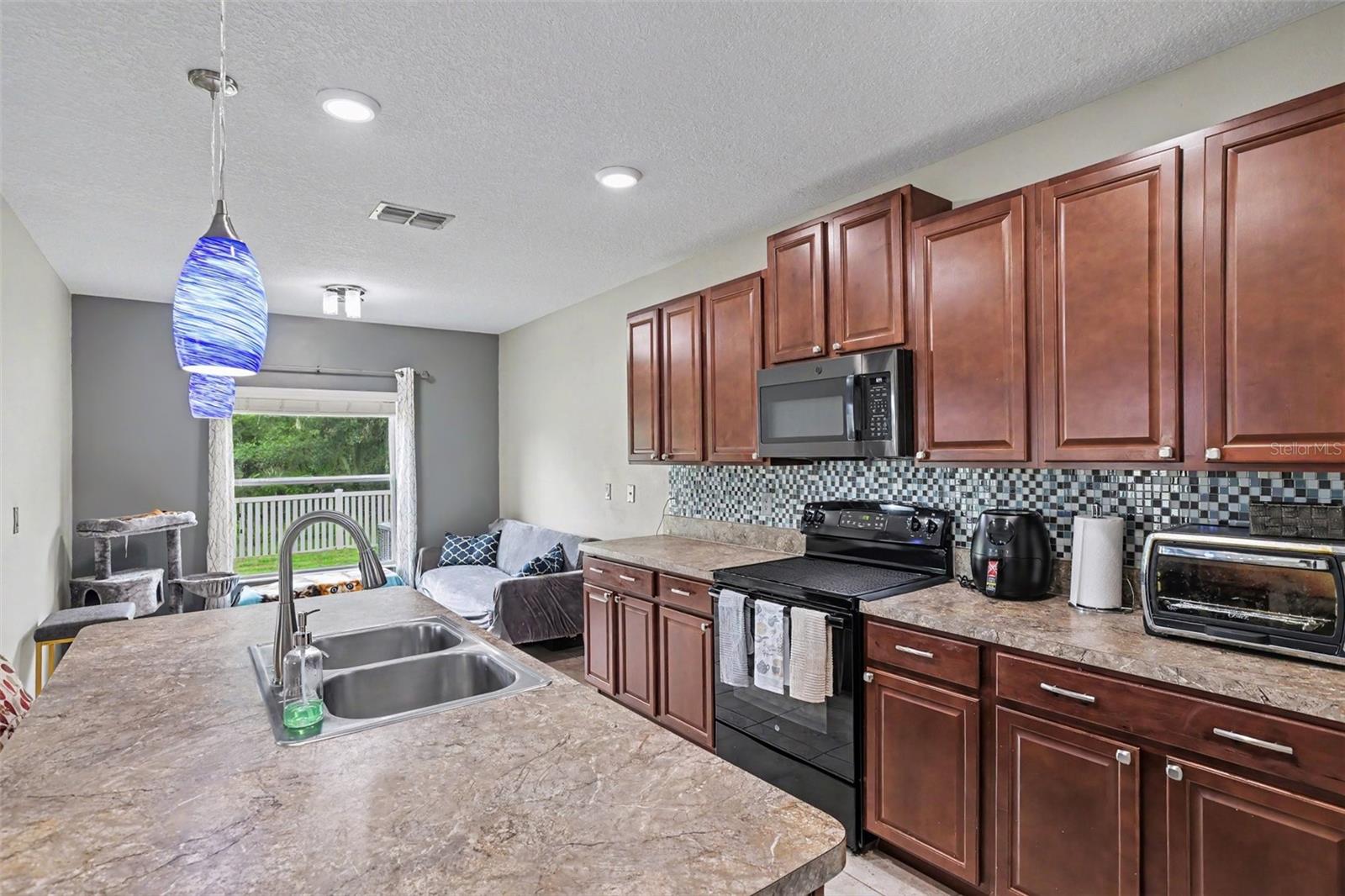 4956 REFLECTING POND CIR — photo 11