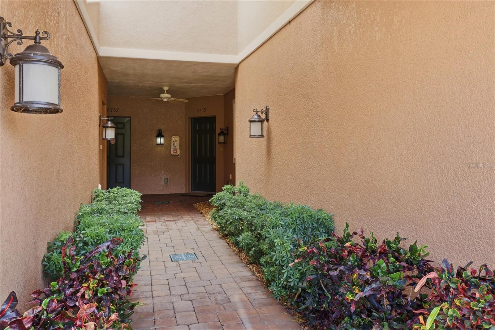 4239 OVERTURE CIR — photo 4