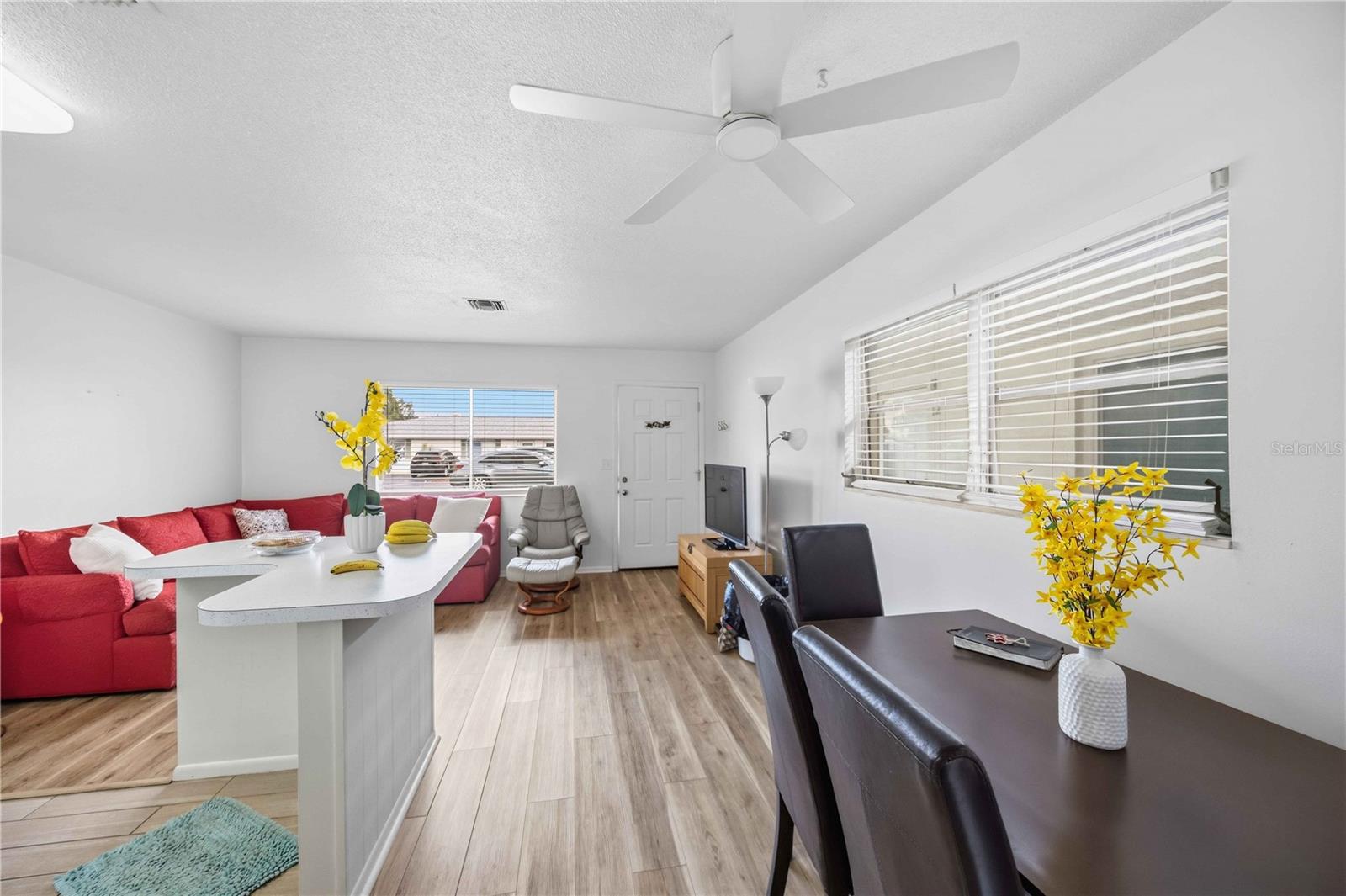525 MANATEE CT #10 — photo 6