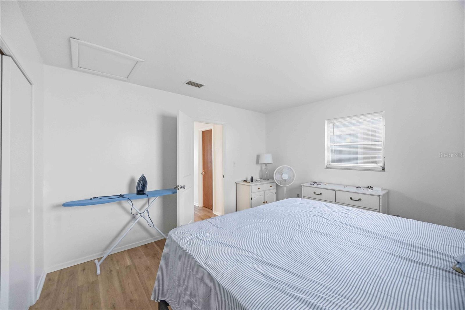 525 MANATEE CT #10 — photo 18