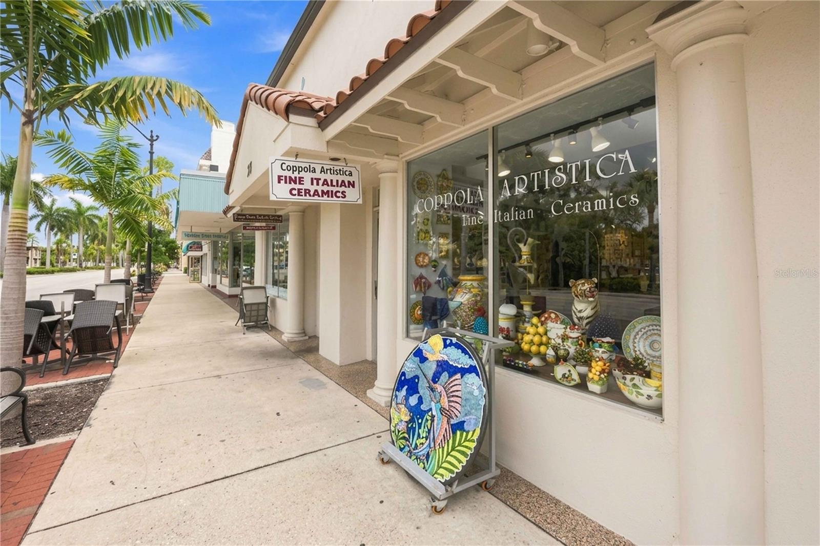 525 MANATEE CT #10 — photo 40