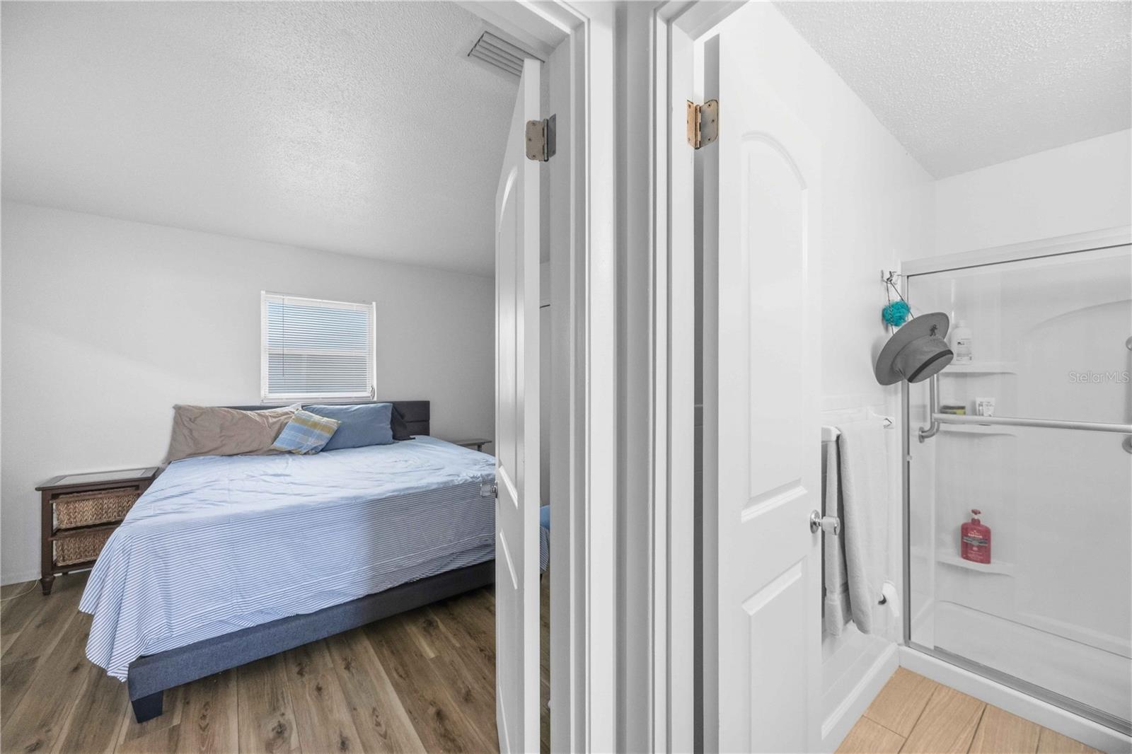 525 MANATEE CT #10 — photo 11