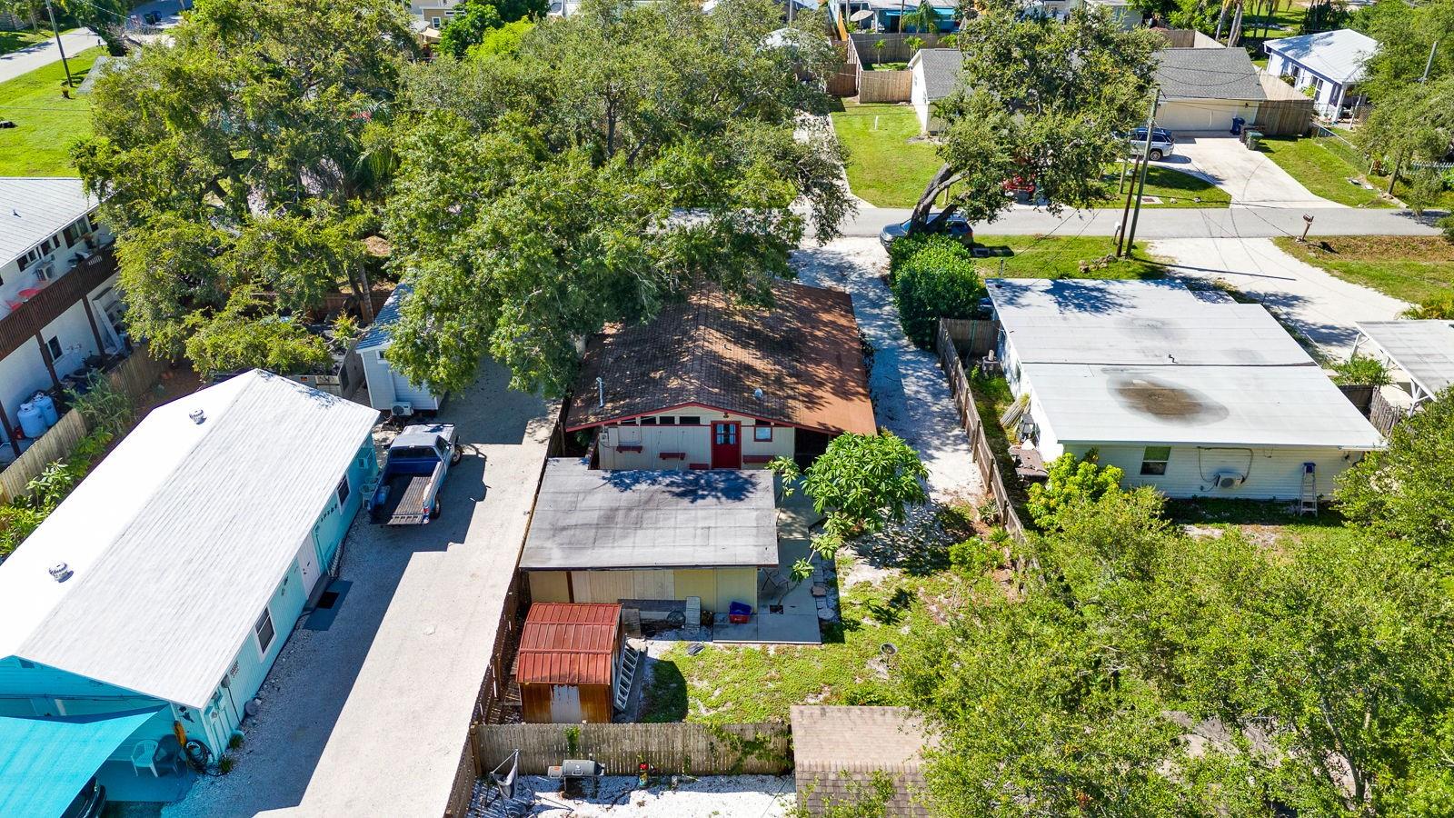 2837 FOREST LN — photo 30