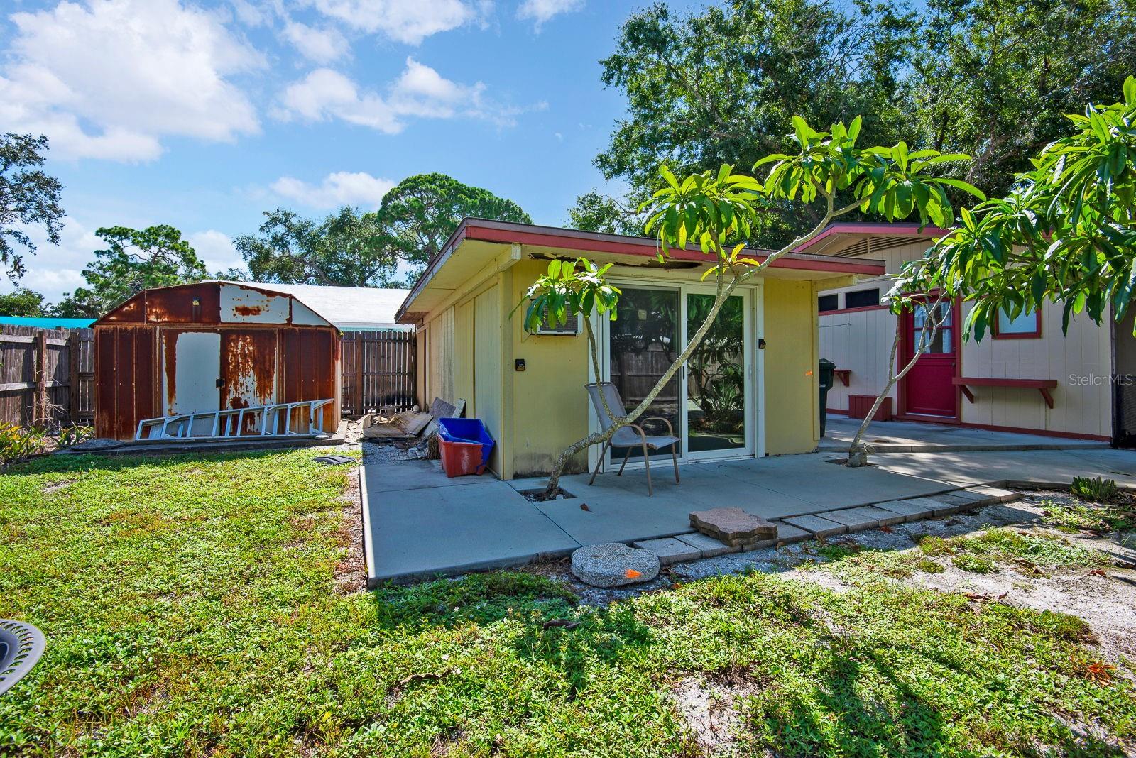 2837 FOREST LN — photo 24