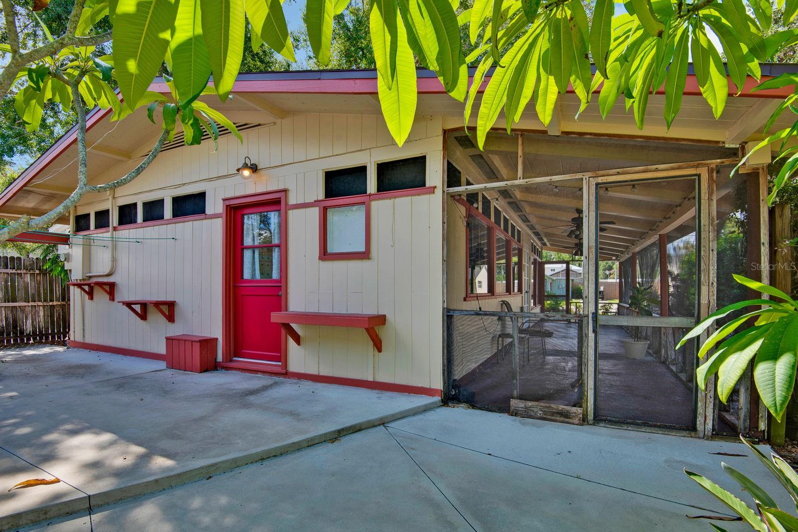 2837 FOREST LN — photo 28