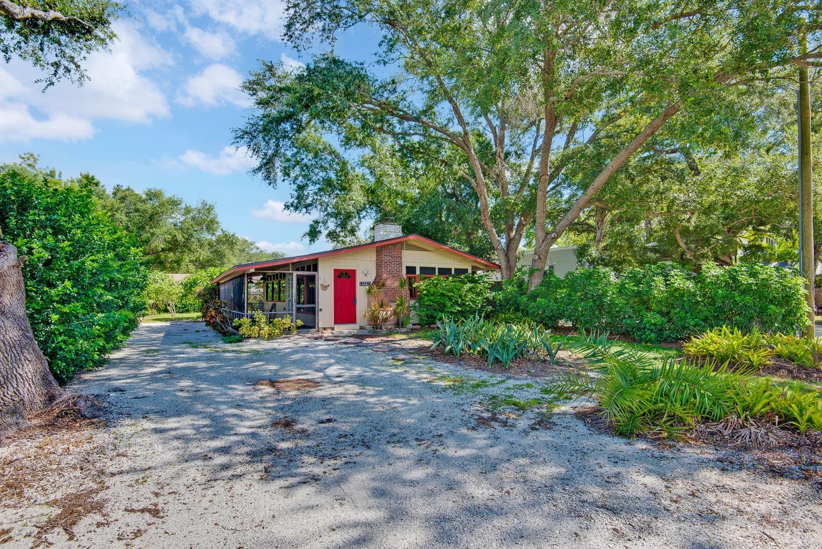 2837 FOREST LN — photo 3