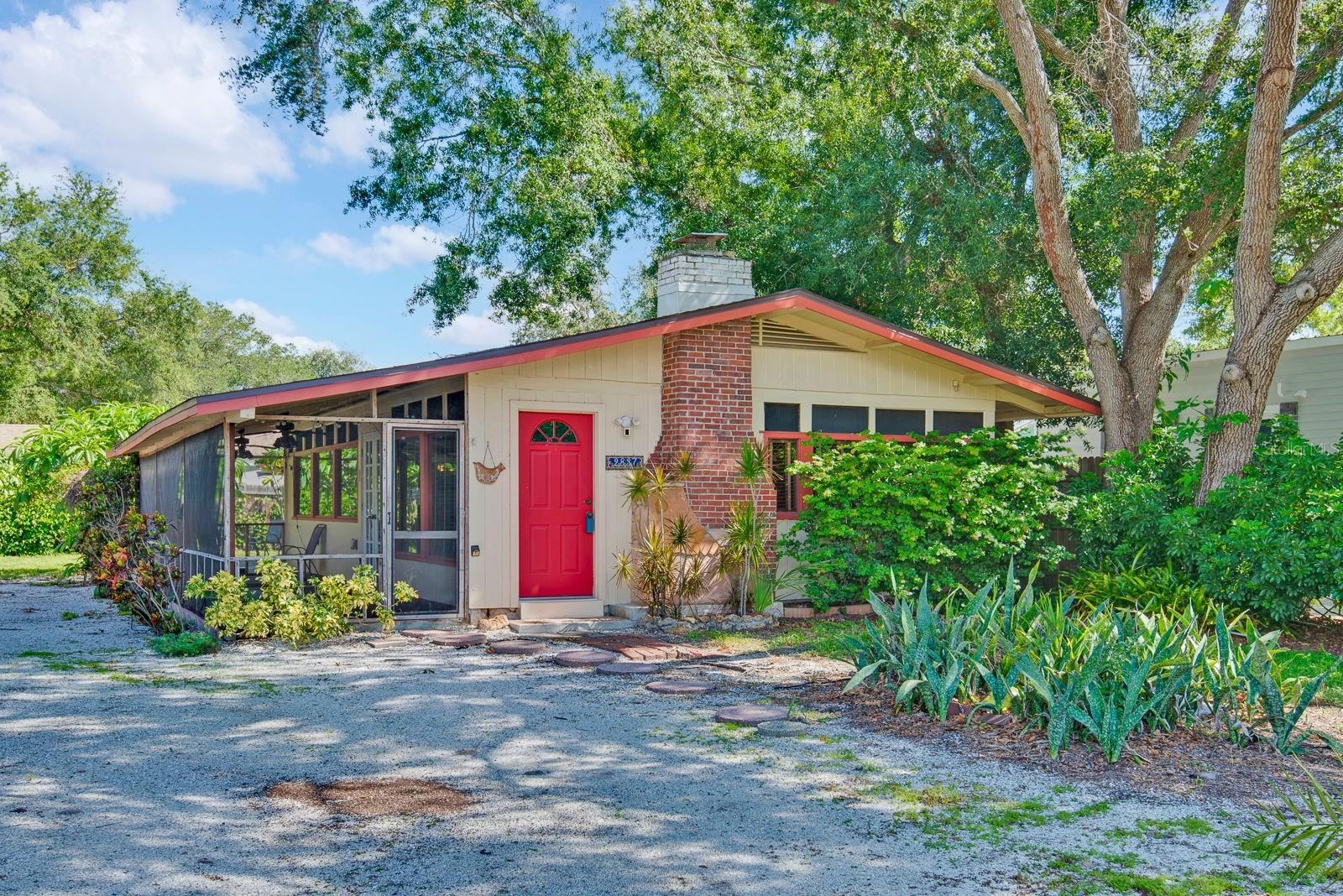 2837 FOREST LN — photo 2