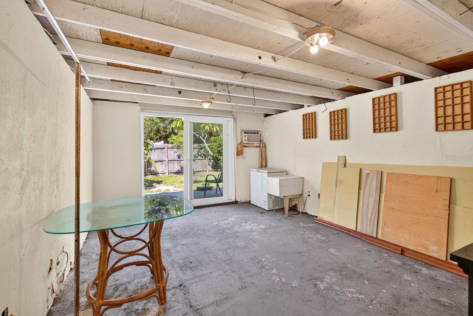 2837 FOREST LN — photo 27